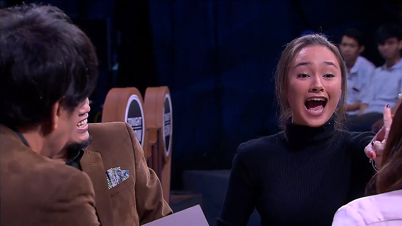 Duh Caitlin, Ksatria Lunak Kayak Gimana ya