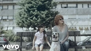 Video thumbnail of "Fiorella Mannoia - Nessuna conseguenza (Official Video)"