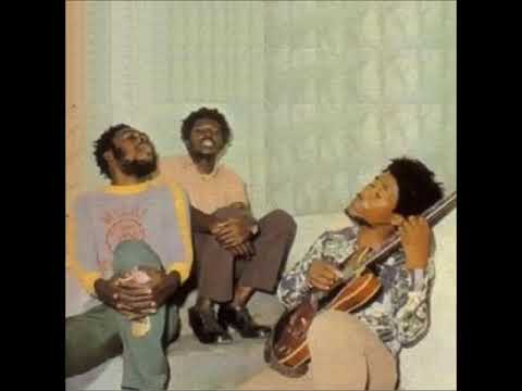The Gladiators  -  No Disturbance  - Live in Phoenix  1985.