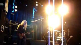 Dinosaur Jr - Pieces, live at Bukta 2010