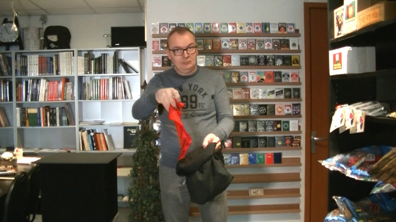 Double Silk Blendo Magic Trick @ Dynamite Magic Shop.com