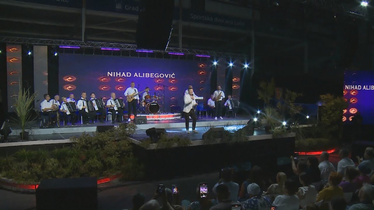 Završen 31. Bihaćki festival: Tri večeri sevdaha i narodne muzike u srcu Krajine