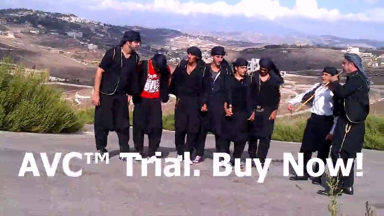 اسعد الحاريصي مع فرقته !!