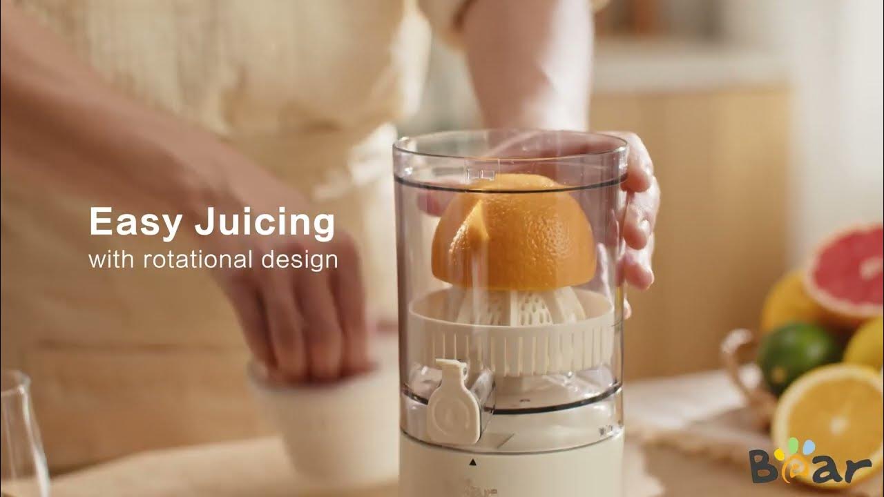 Making your own juice with Bear Electric Citrus Juicer ZZJ-F45A5. 