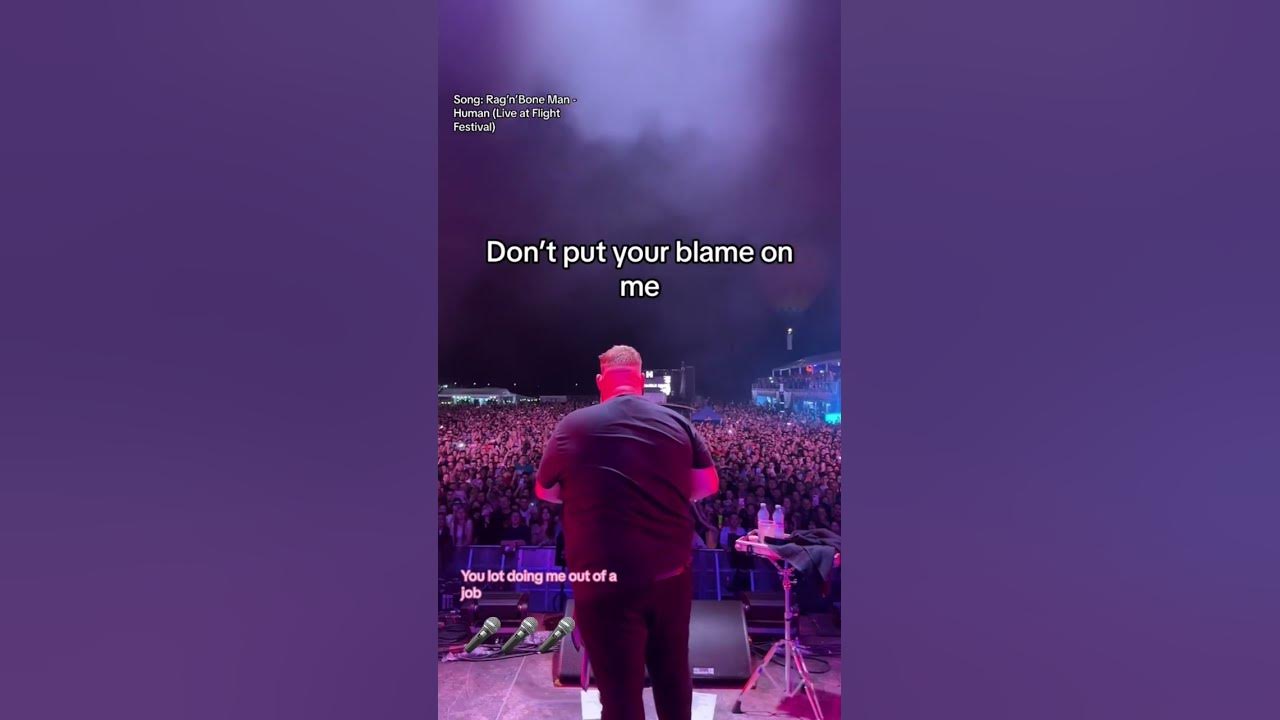 First time in Romania and so good to hear the crowd sing LOUD 🎤🇷🇴 #music #festival #ragnboneman