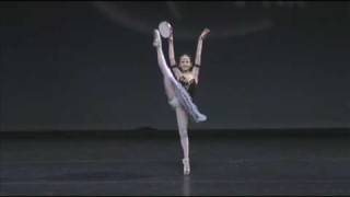 Katia Almayeva (Age 11) - Esmeralda Variation Katia Almayeva (Age 11) - Esmeralda Variation