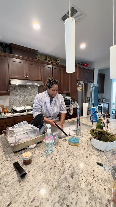 Cooking for 8 people 😓😫