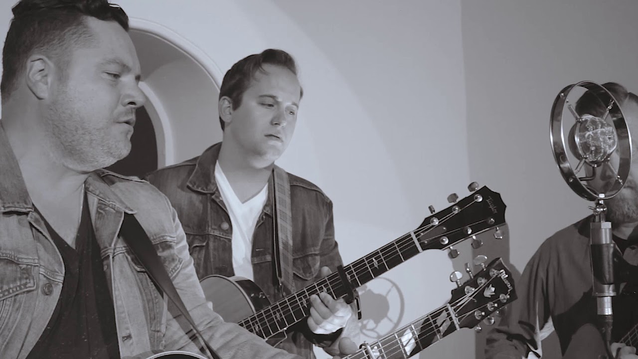 Tyler Boone & Finnegan Bell - Hallelujah (2017)