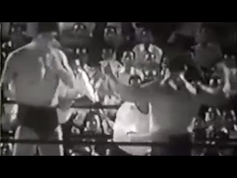 日本プロレス - YouTube