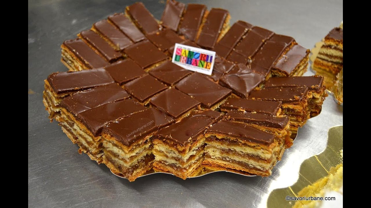 Prăjitura Greta Garbo, Jerbo, Zserbo sau Gerbeaud cu nucă, gem și foi fragede CC SUB | Savori Urbane