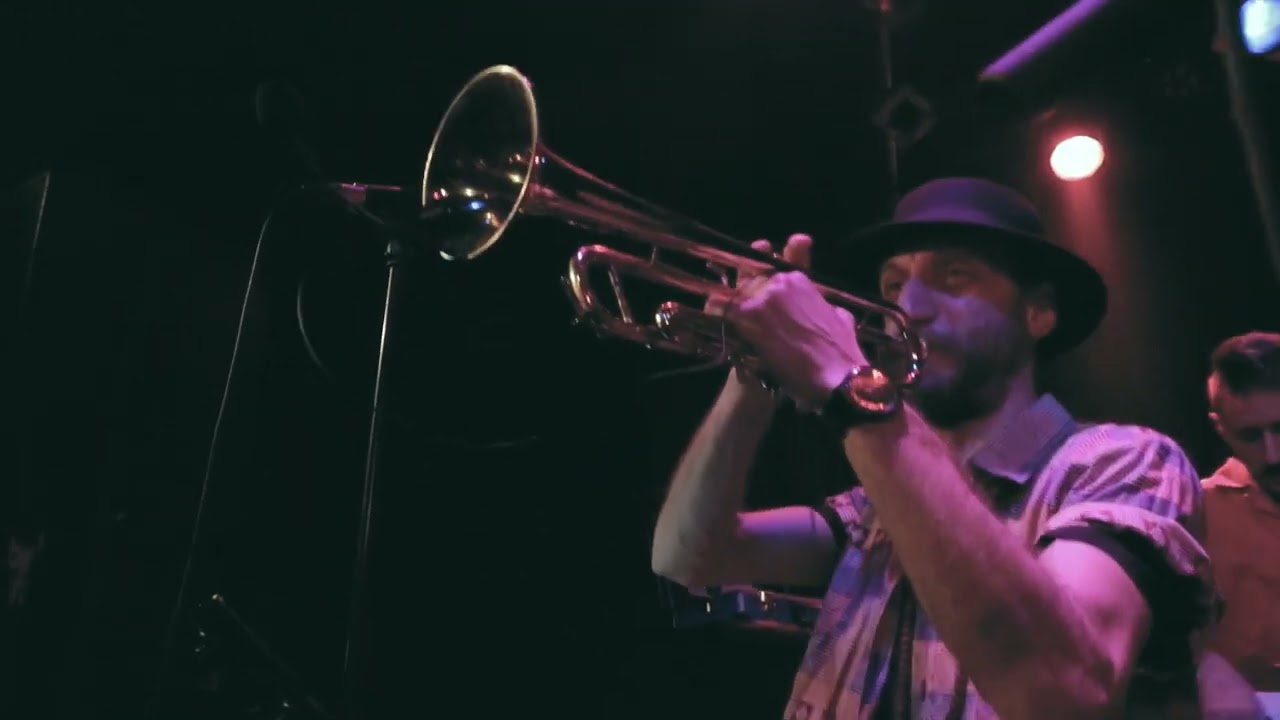 Veeble - Love Buzz [Live in Supamolly - Berlin]