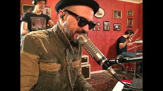 Watch Samuel Qualcosa video