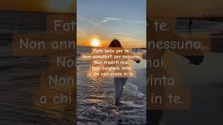 Torna a splendere🌹 #amati #vivi #amorepersestessi #motivational #forza #frasi #credici #perte