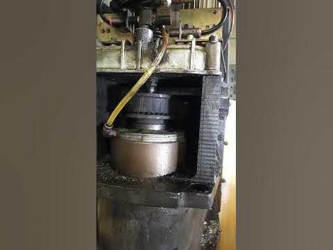Hass VMC machine tool clamp unclamp function - YouTube