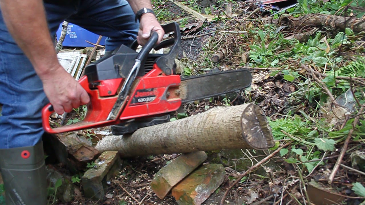 Jonsered 630 Super chainsaw in action. YouTube