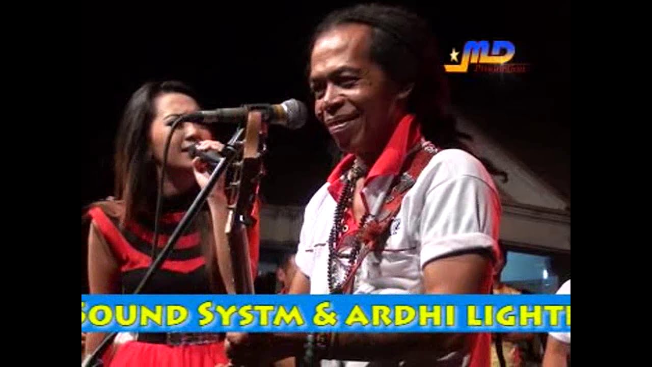 Duet Romantis Shodiq feat Rena Movies