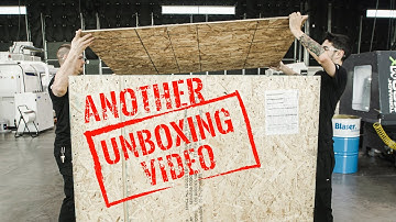 Unboxing the Tormach 8L CNC Lathe