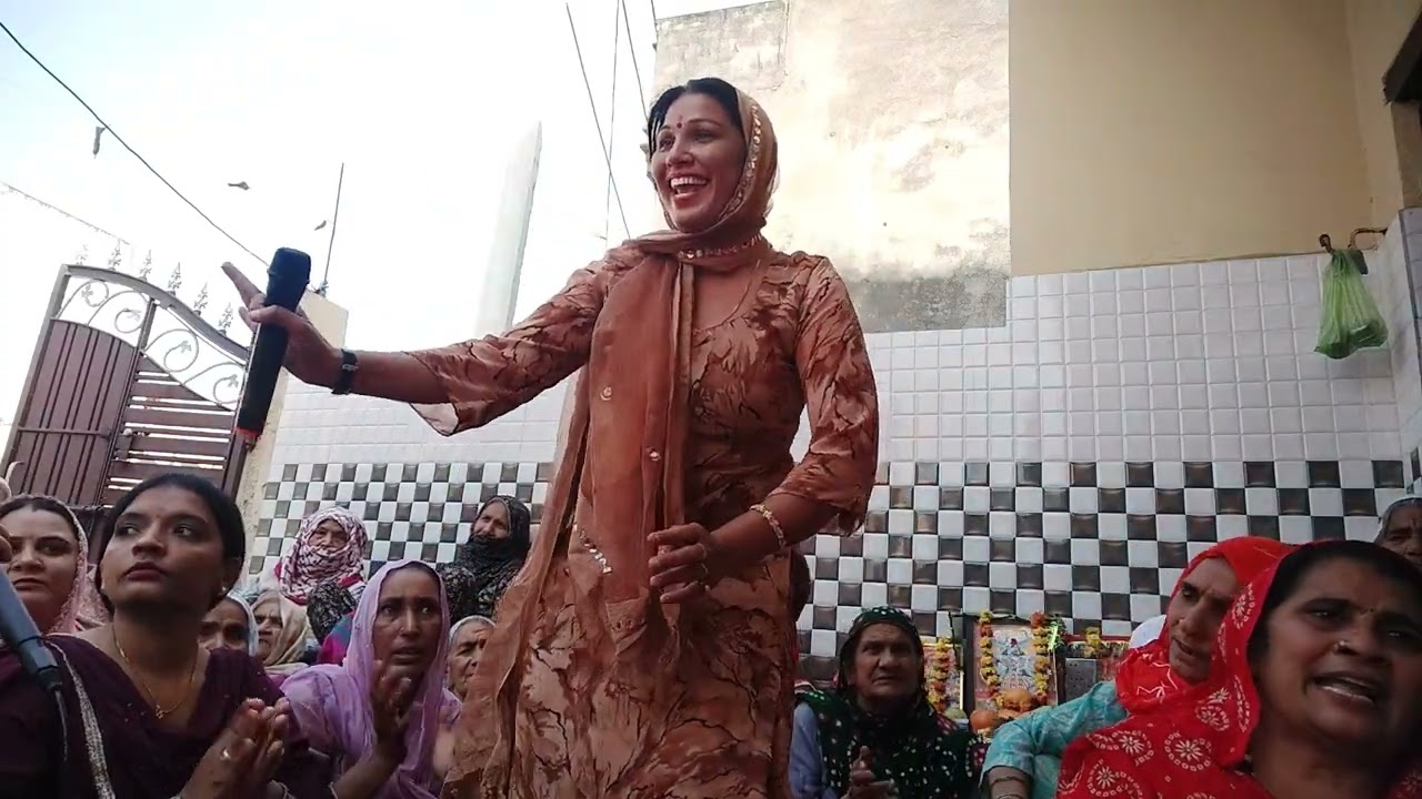 लो जी आज फिर से रुड़की ग्राम में गा दिया मस्त भजन... आप सभी को शिवरात्रि की हार्दिक शुभकामनाएं 🙏🙏