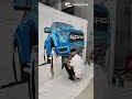 Venha conferir uma pintura em azulejos de uma picape da Ford!