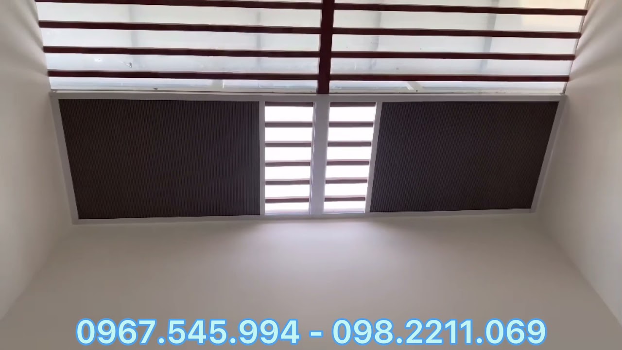 Rèm Tổ Ong Tự Động che nắng Giếng Trời