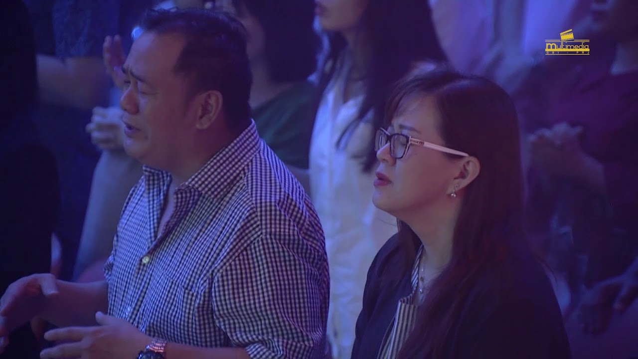 Oleh Kuasa DarahMu medley Segala Pujian Dan Syukur by Trully Wismandanu & Charlie Suhadi