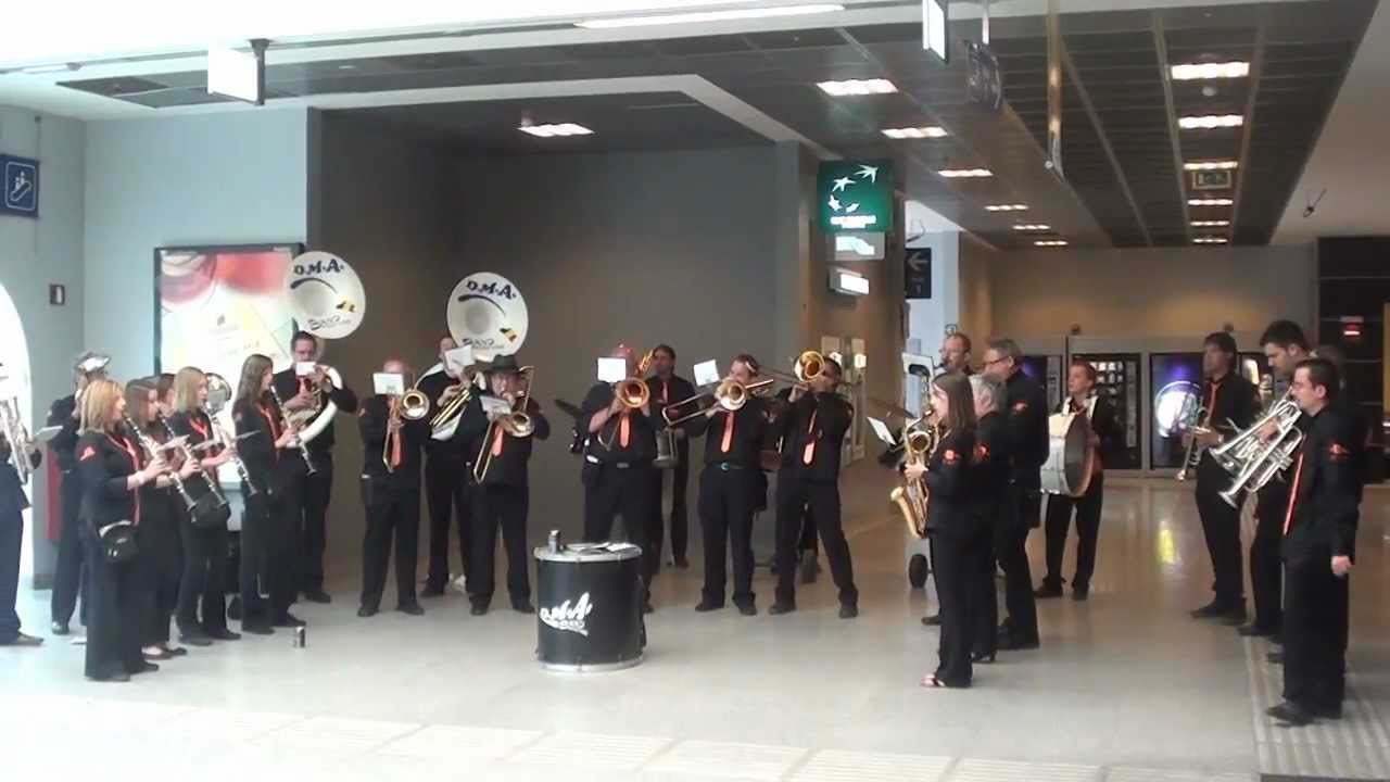Obejrzyj DMA Band - Outro lugar w YouTube Obejrzyj DMA Band - Outro lugar w YouTube