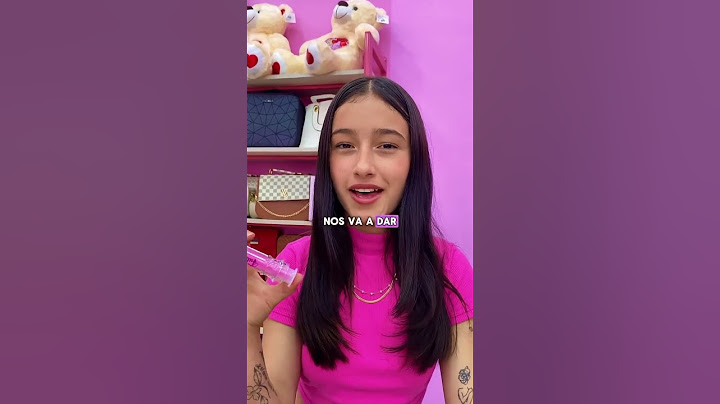 ¡Labios gruesos en segundos! 💋✨ Prueba nuestro voluminizador mágico #shorts #humor #maquillaje