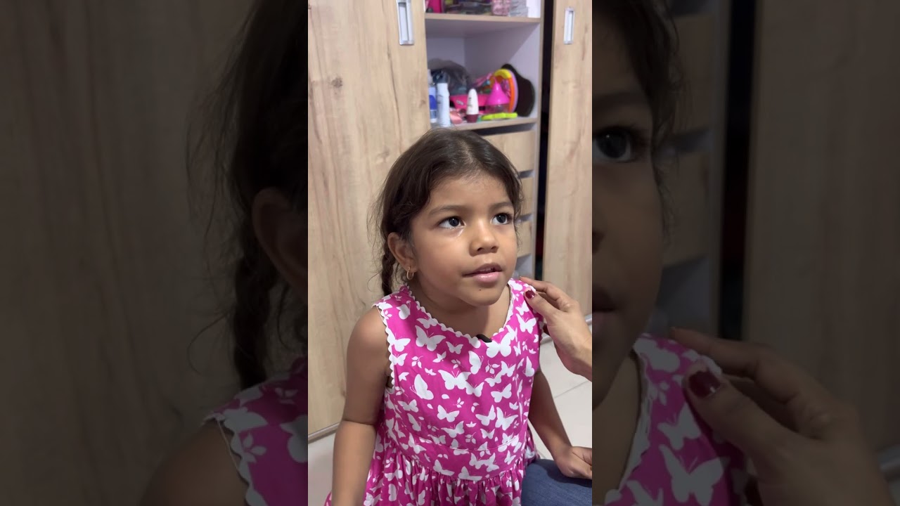 No la acepta porque no es su familia