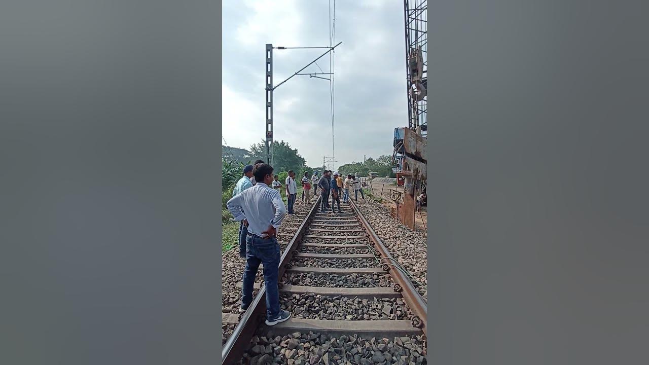sheet-pile-indian-railways-shorts-subscribe-like-labour-youtube