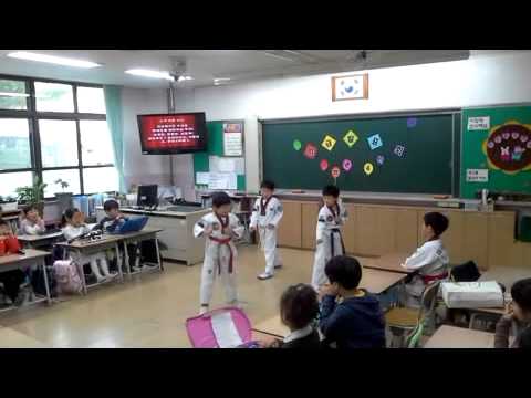 지묘학급예술제 손동혁,김경민,김동현 101607