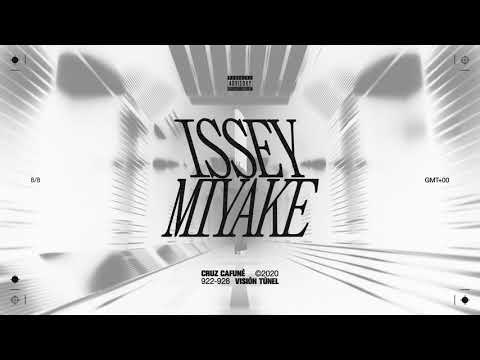 CRUZ CAFUNÉ - ISSEY MIYAKE (Visualizer)