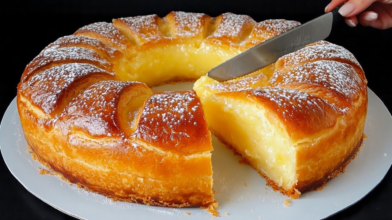 Dieser Zitronenkuchen ist einfach eine Bombe! So zart, dass es einfach im Mund schmilzt!