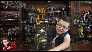 The iGen Techie unboxing and reviewing MPM 11 Movie Master Series Ratchet Transformer Net Worth