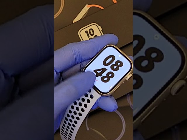 Attaching Nike Sport band to Apple Nike Watch Series 7 Starlight Edition