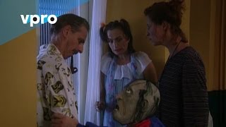 Loenatik - Seizoen 3 - Aflevering 6 - De inbraak