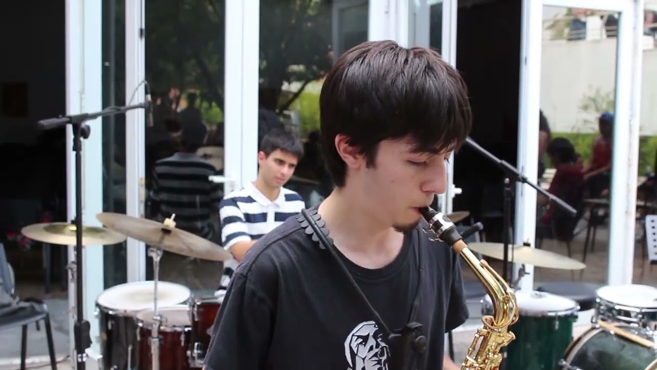 Giant Steps - Valen Mayo