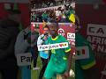 Pape Gueye Avec Son Trophée D Homme Du Match Après La Victoire Du Sénégal Football Shorts