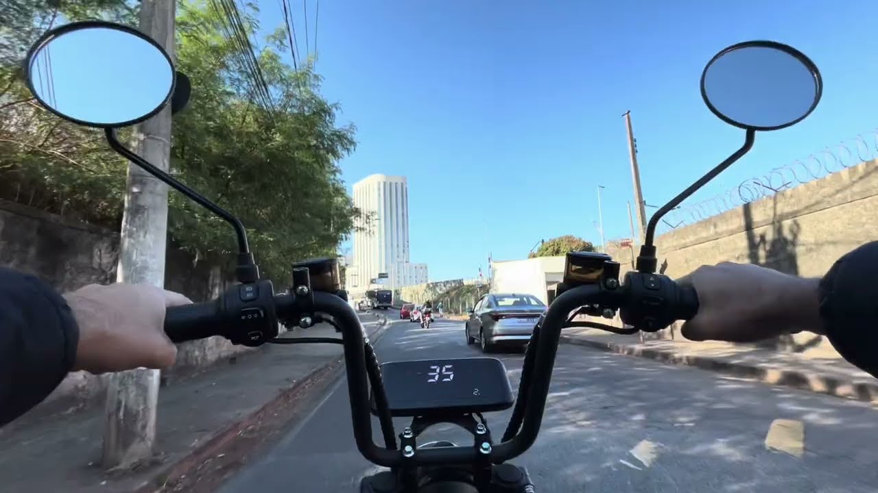 TESTE SUBINDO MORRO COM SCOOTER ELÉTRICA