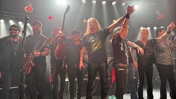 Night Ranger - "Highway to Hell" (with special guests) live at Vamp