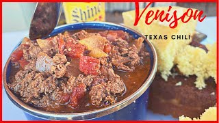 Venison Chili and Cornbread - Cast Iron Cooking #chili #cooking