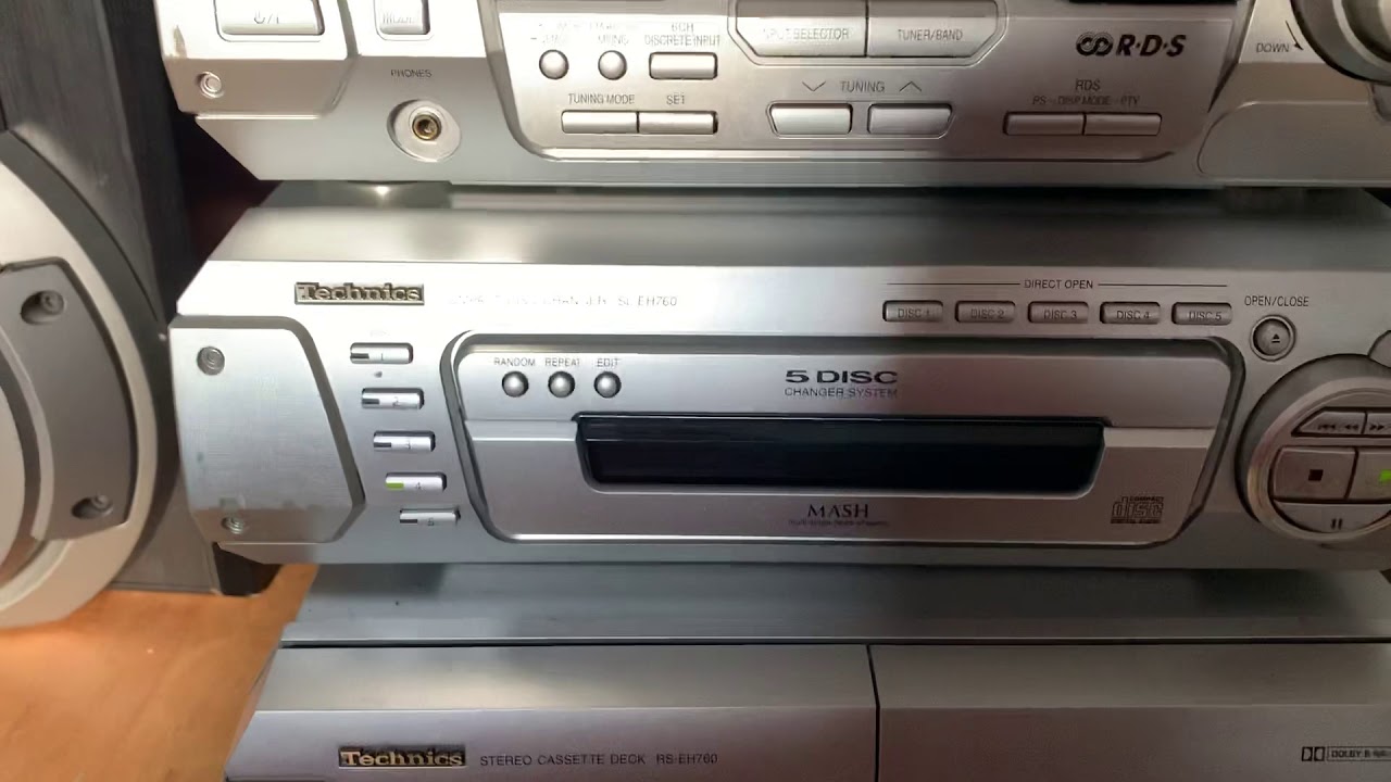 Technics CD changer skipping first track YouTube