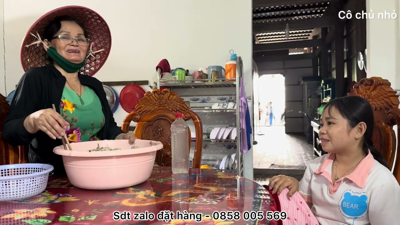 Đang làm mắm tôm thì bất ngờ sảy ra sự cố || Cô Chủ Nhỏ