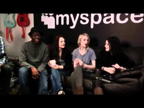 Skins Cast - Funny interview with Lily Loveless, K...