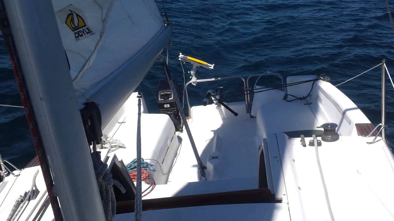 Hunter 240 sailing by itself YouTube