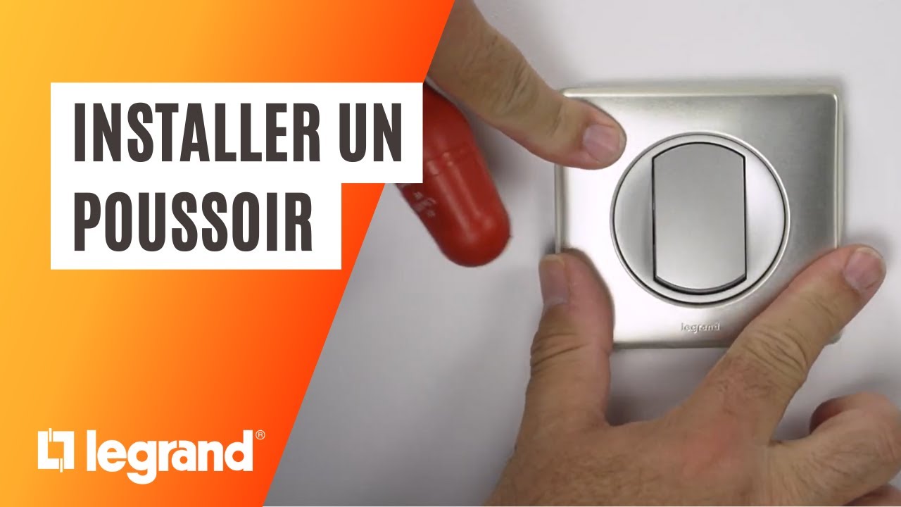 Comment installer un poussoir Legrand ? - YouTube