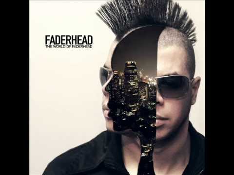 在 YouTube 上观看 Faderhead - Watching Over You (feat. Daniel Myer)