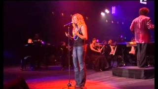 Night of the Proms 2003:Julie Zenatti: Dans les yeux d'un autre.