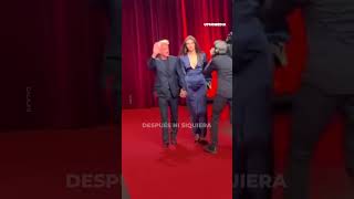 Sean Penn actúa como un “patán” con su novia | íconos #shorts
