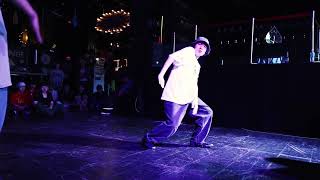 TRIPLE CROWN FREE STYLE DANCE BATTLE best16 SAKUUU VS SHUNSUKE