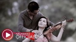 Ady - Selalu Mencarimu (Official Music Video NAGASWARA) #music  - Durasi: 4:38. 